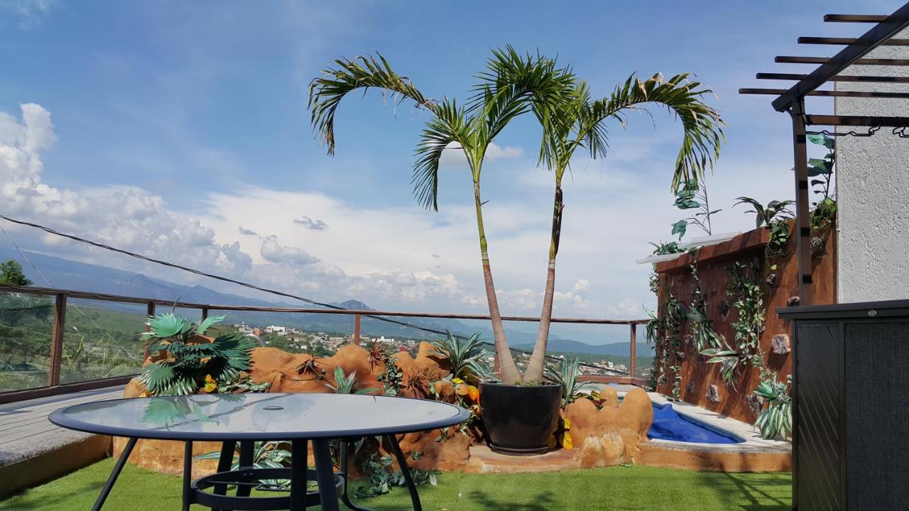 クエルナバカ Casa Privada Con Alberca Voladaヴィラ エクステリア 写真